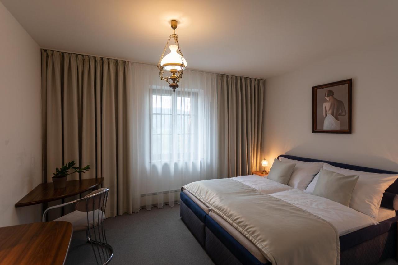 Hotel Zamecek Pod Hradem Stary Jicin 111 المظهر الخارجي الصورة